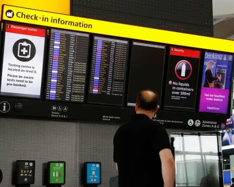 Major Airport Disruptions Reported Across Europe After Technical Issue Targeting Boarding Services